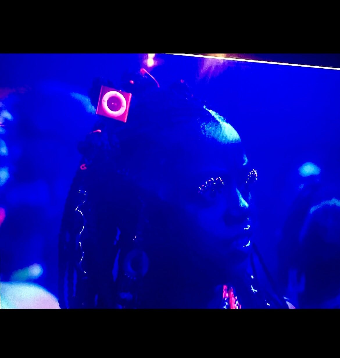 Grace Duah on HBOMax's Gossip Girl Season 2 wearing the Eye Candy Lashes by BFlare Beauty at a rave.